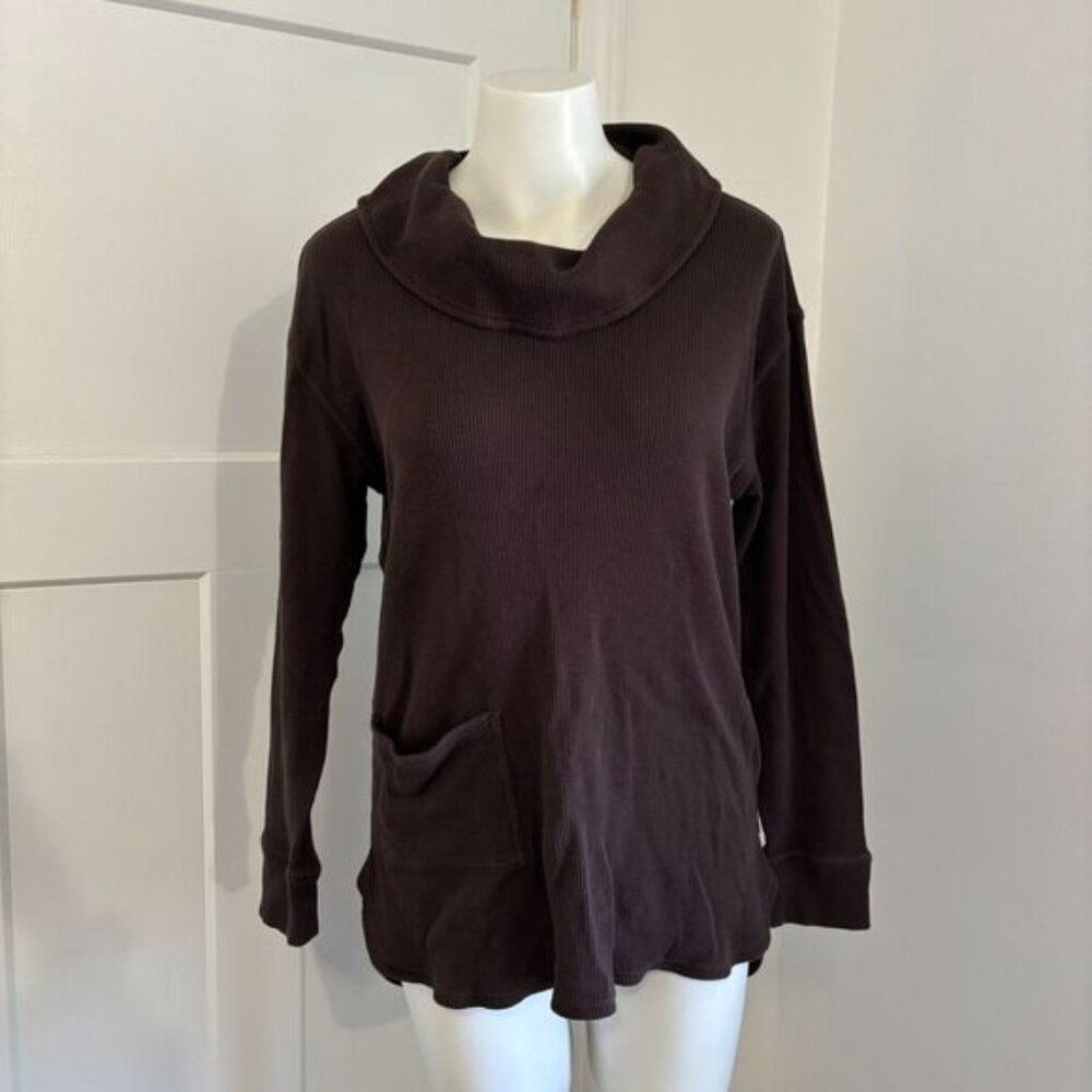 Chico's Zenergy size 6 Chocolate Brow Funnel Neck Ribbed Long Sleeve Top